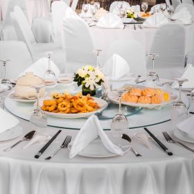 30 in Glass Lazy Susan Turntable, Tempered Glass Dining Table Centerpiece with 6 Rotating Wheels, 360° Smooth and Silent Spin Tabletop Rotating Tray